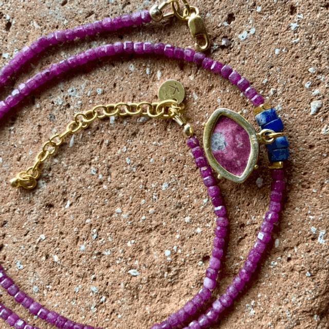 NAZAR PINK THULITE